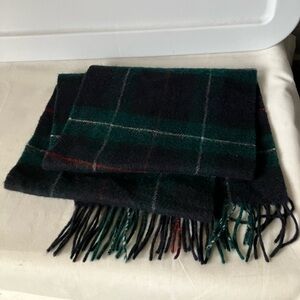 Johnstons Scotland 100% Cashmere Tartan Plaid Long Fringe Scarf